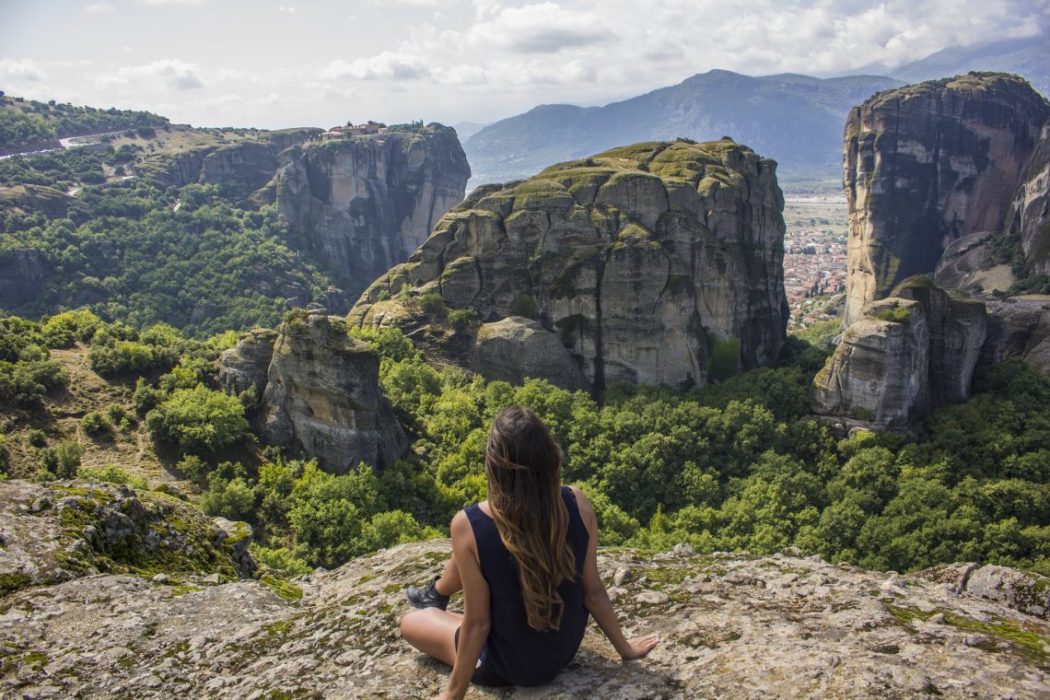 SAI Guide: Meteora Monasteries, Greece - SUITCASE AND I